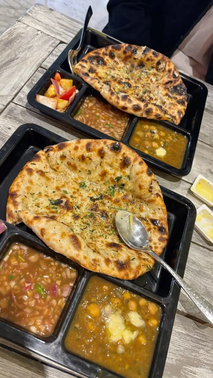 Chole Kulche
